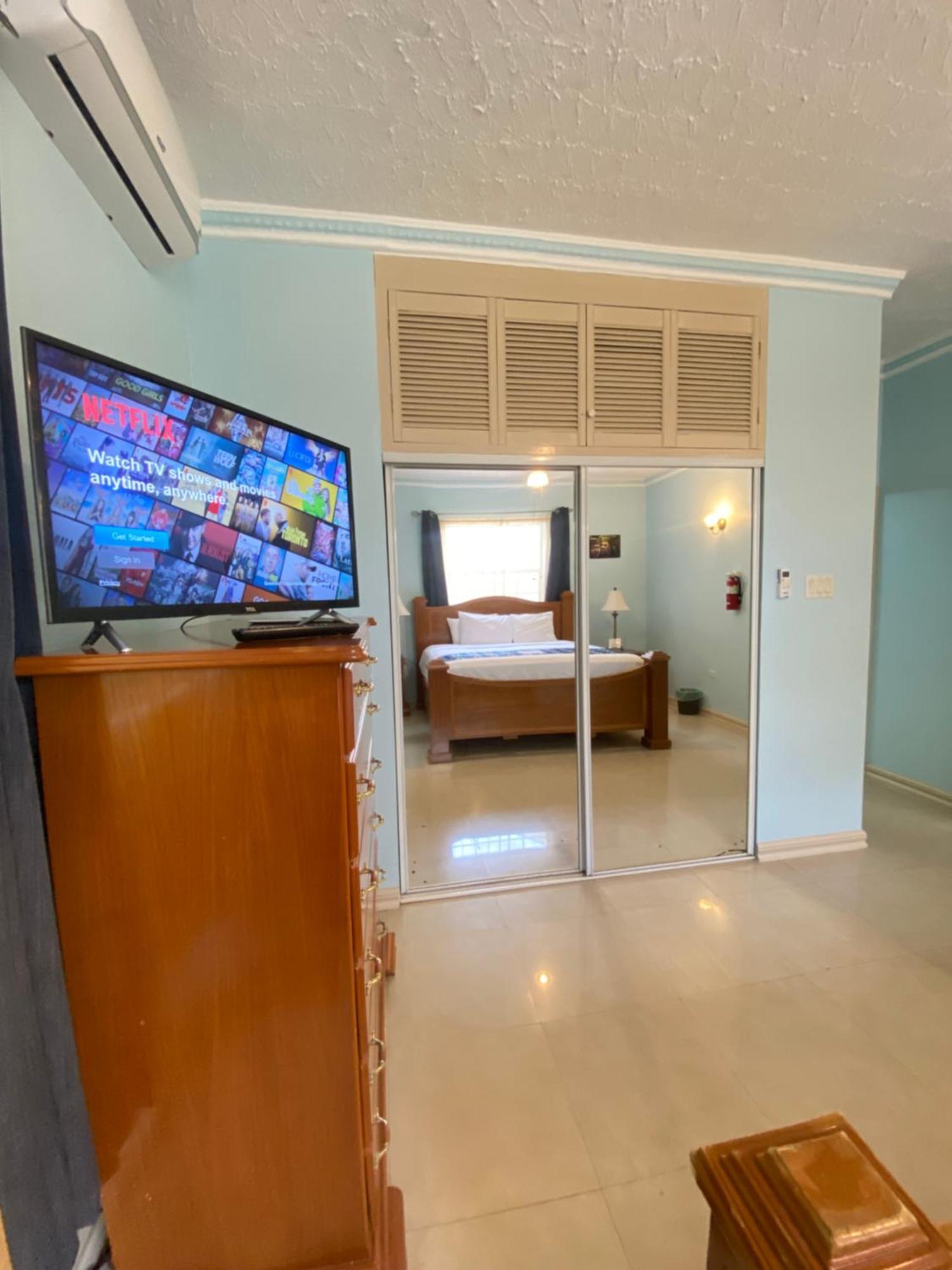 All Nations Guest House Порт-Антонио Экстерьер фото