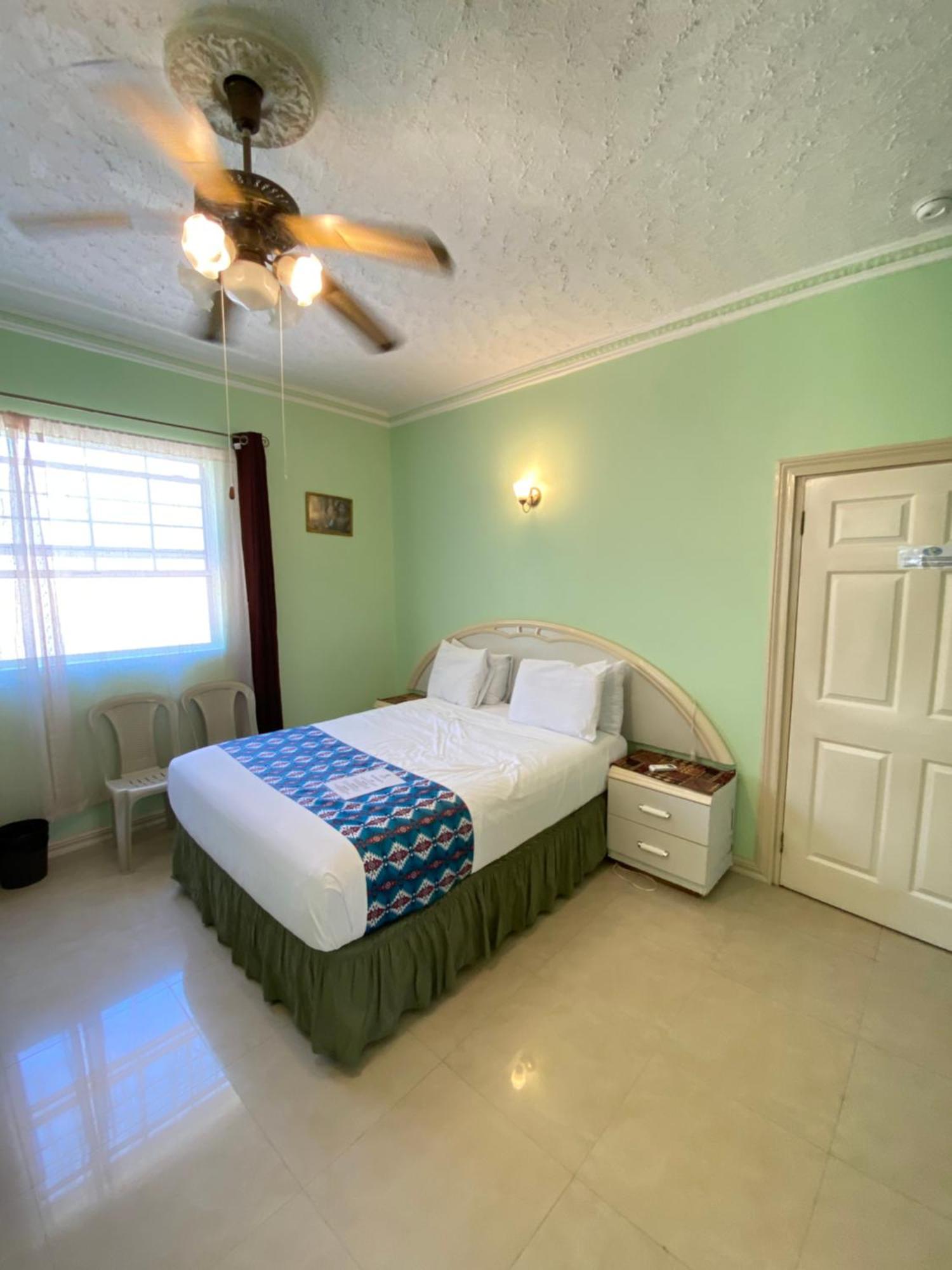 All Nations Guest House Порт-Антонио Экстерьер фото