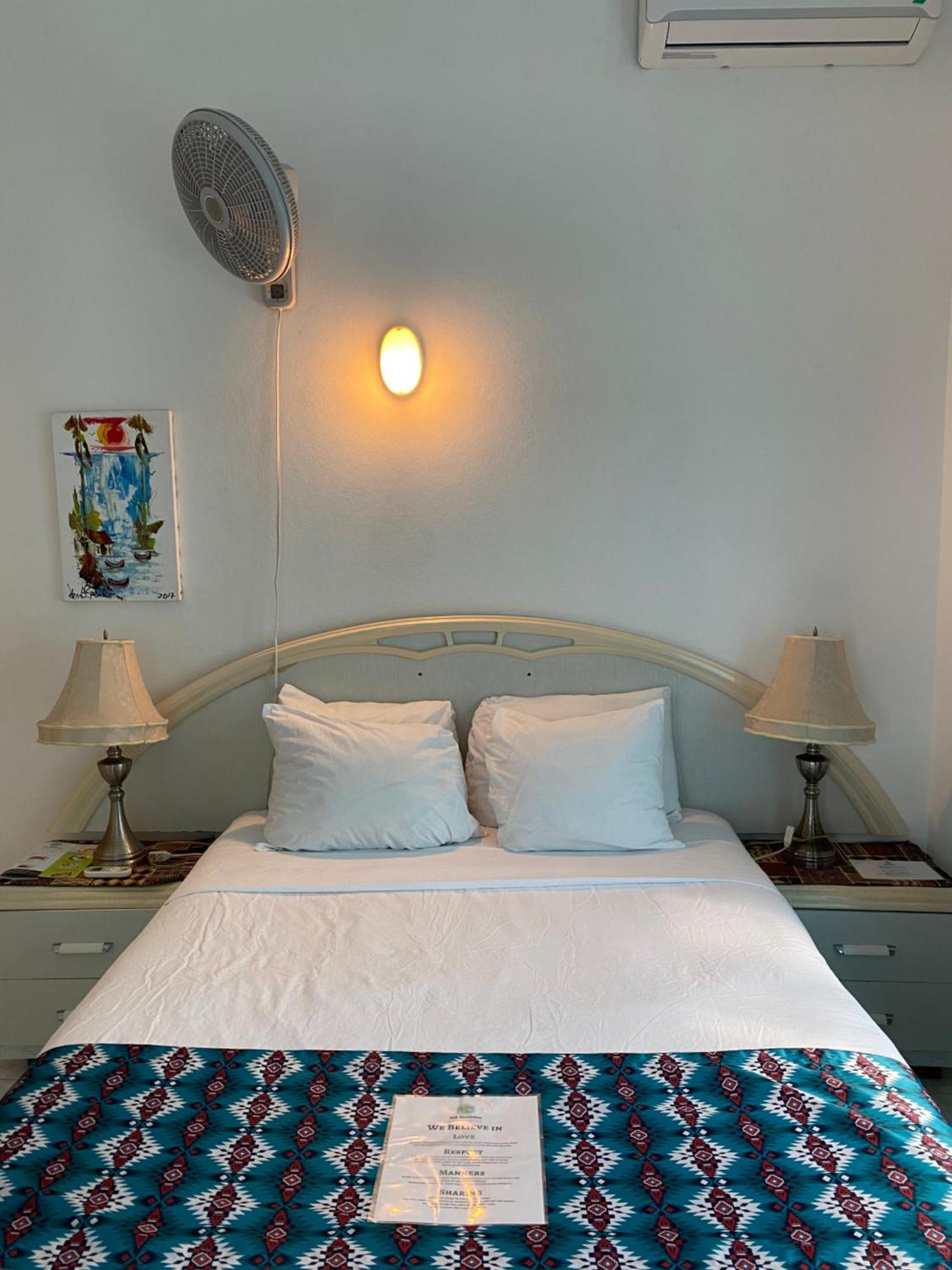 All Nations Guest House Порт-Антонио Экстерьер фото